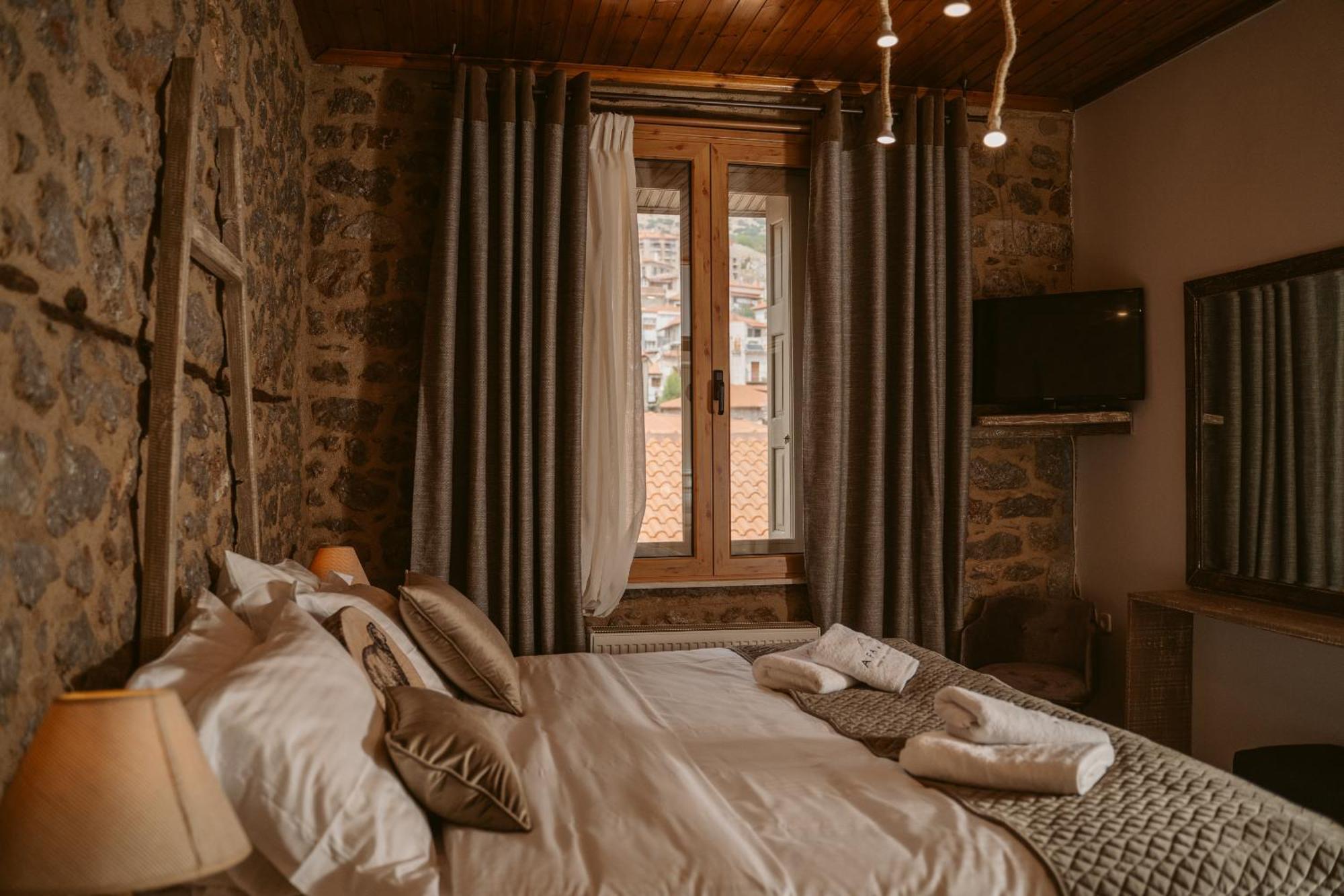 Afanos Guesthouse Arachova Ngoại thất bức ảnh