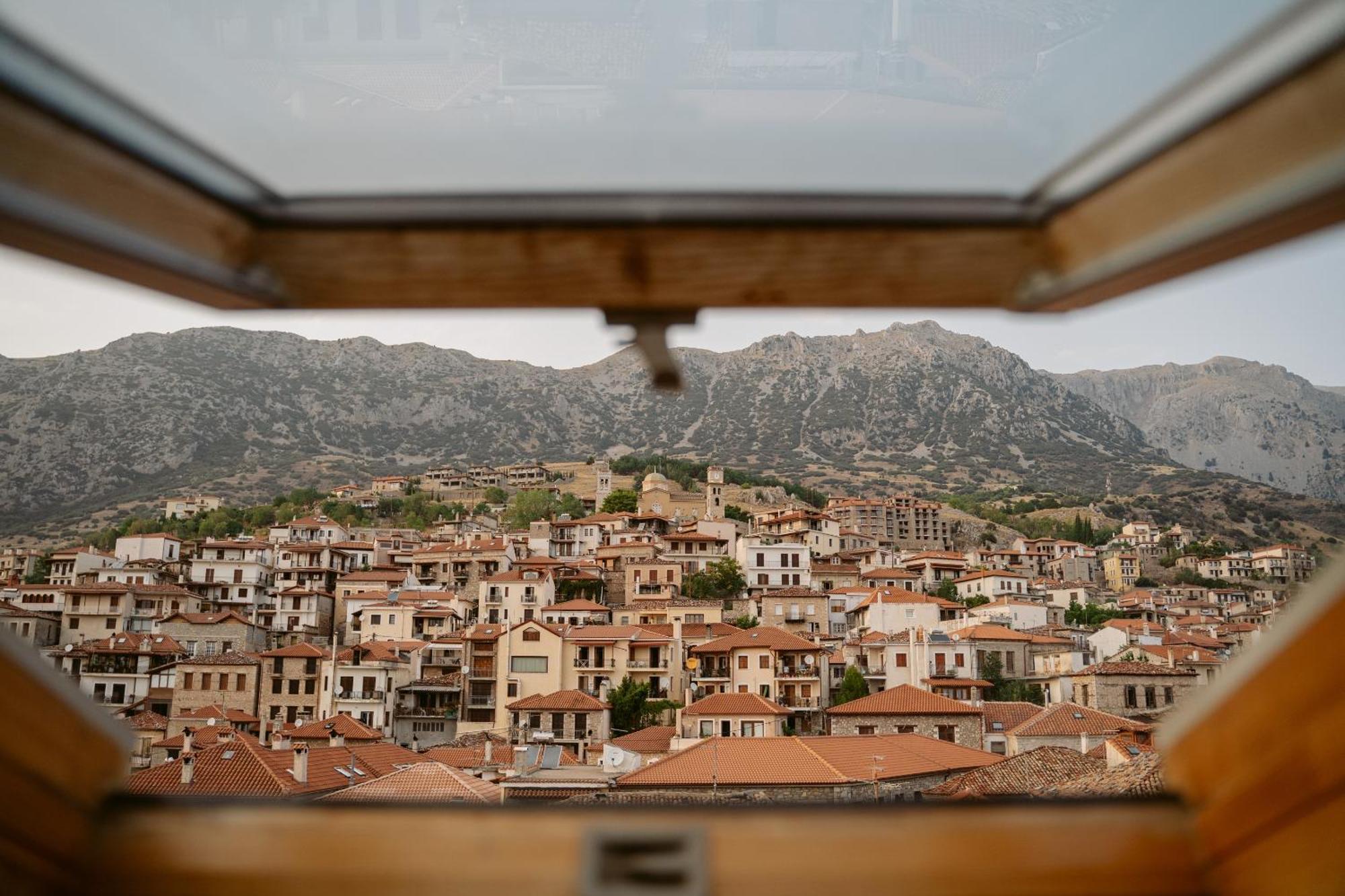 Afanos Guesthouse Arachova Phòng bức ảnh