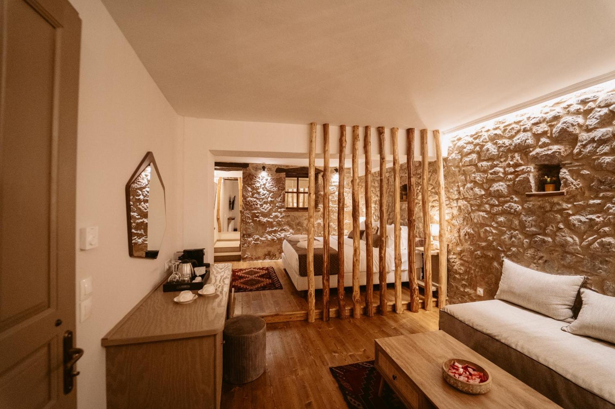 Afanos Guesthouse Arachova Phòng bức ảnh