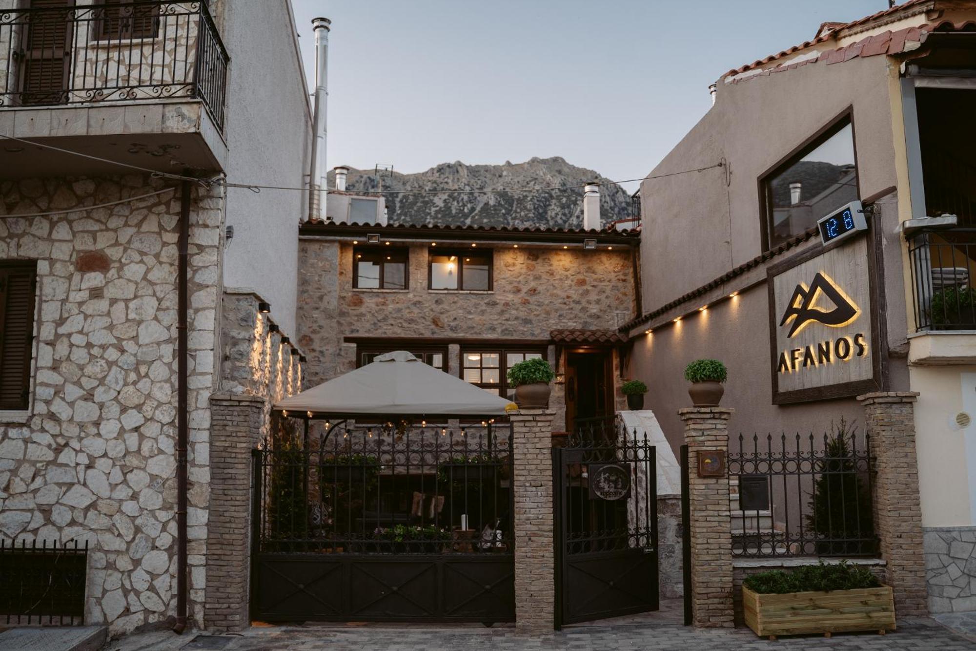 Afanos Guesthouse Arachova Ngoại thất bức ảnh